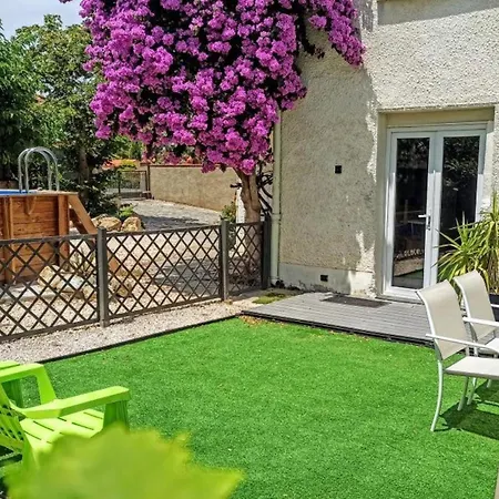 Modern In Des Alberes * Laroque-des-Albères