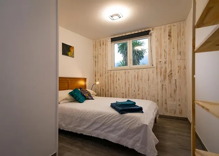 Modern Gite In Laroque Des Alberes Apartmán *